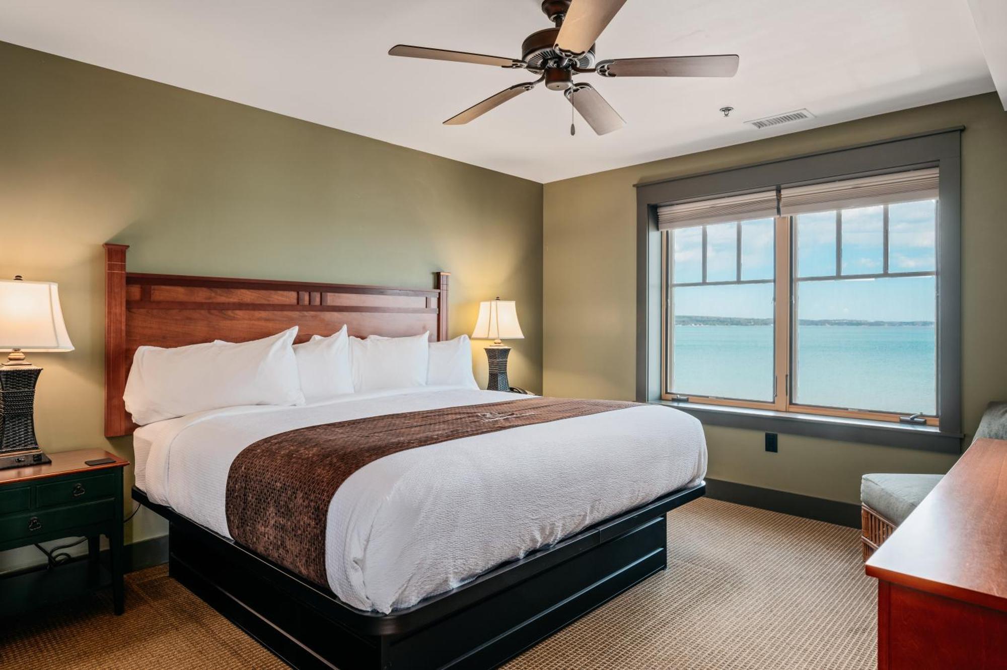 Tamarack Lodge Traverse City Bilik gambar