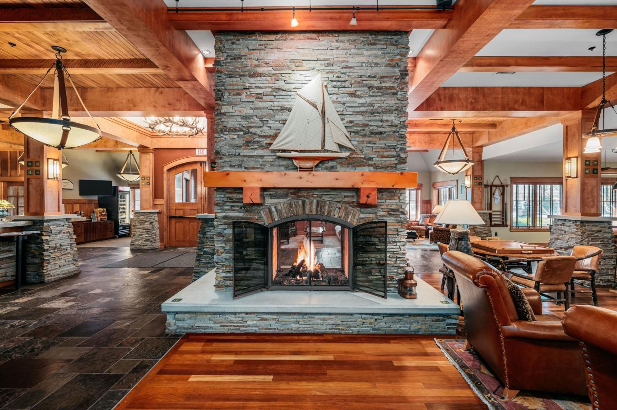 Tamarack Lodge Traverse City Luaran gambar